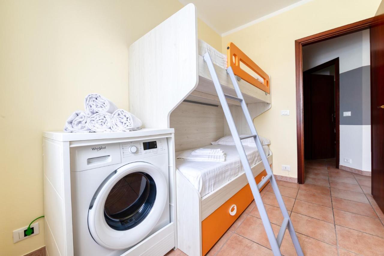 Wolf House - Peschiera Holiday - Jacuzzi Privata Пескьера-дель-Гарда Экстерьер фото