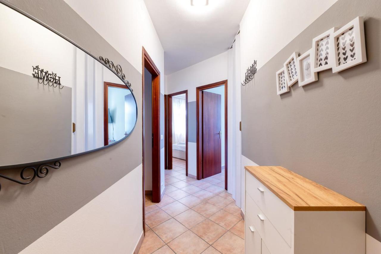 Wolf House - Peschiera Holiday - Jacuzzi Privata Пескьера-дель-Гарда Экстерьер фото
