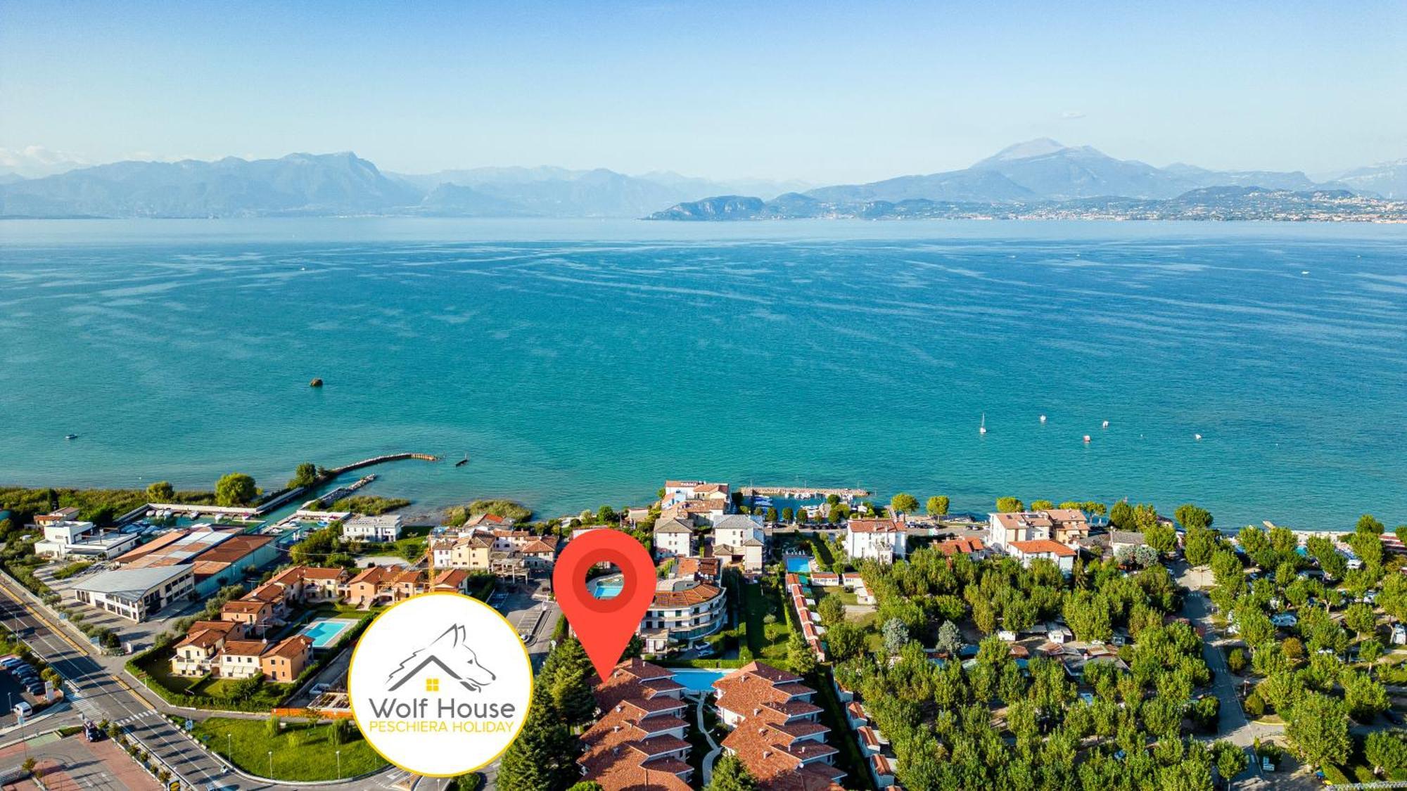 Wolf House - Peschiera Holiday - Jacuzzi Privata Пескьера-дель-Гарда Экстерьер фото